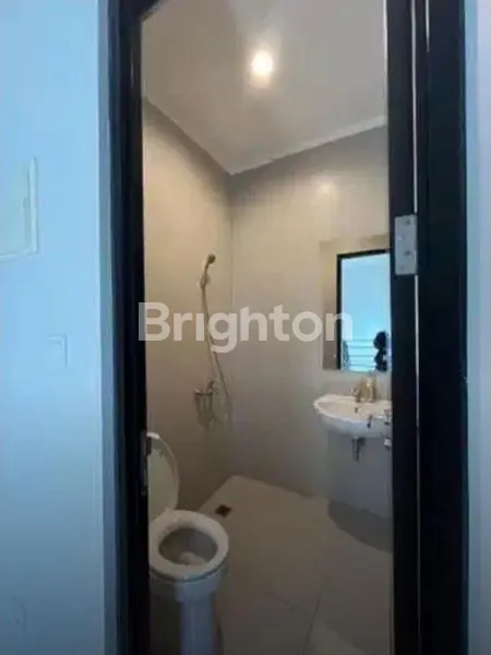 image DISEWAKAN RUMAH HOOK\NCLUSTER DI SUMMARECON BEKASI (8)