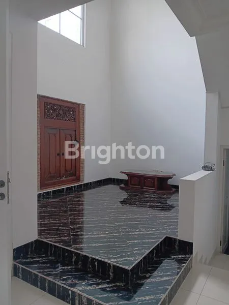 image RUMAH 2 LANTAI SIAP HUNI DI CIBUBUR (3)