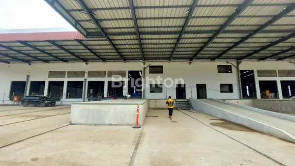 image MODERN WAREHOUSE (WH3) SPIN DI NAROGONG BEKASI JAWA BARAT (4)