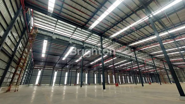 image MODERN WAREHOUSE (WH3) SPIN DI NAROGONG BEKASI JAWA BARAT (5)