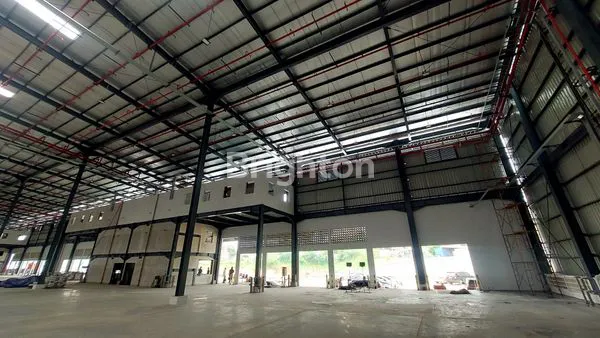 image MODERN WAREHOUSE (WH3) SPIN DI NAROGONG BEKASI JAWA BARAT (2)