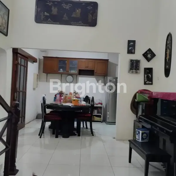 image SEMOLOWARU TERAWAT SIAP HUNI STRATEGIS DEKAT UNTAG DAN RAYA MERR (6)