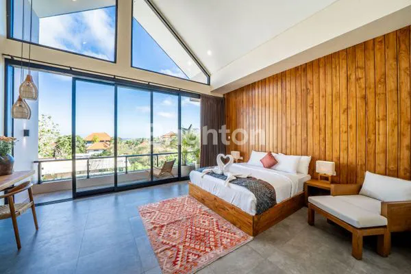 image 2 UNIT MODERN VILLA IN KUTUH, NUSADUA. COMFORT AND NICE PLACE. (6)