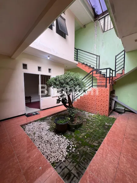 image RUMAH SIAP HUNI STRATEGIS AREA RUNGKUT DEKAT MERR DAN UPN  (2)