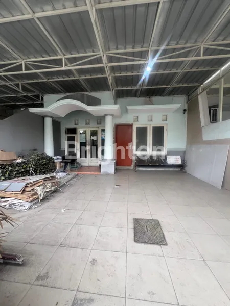image RUMAH SIAP HUNI STRATEGIS AREA RUNGKUT DEKAT MERR DAN UPN  (5)