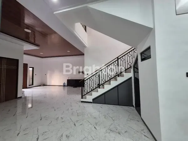 image RUMAH MINIMALIS BAGUS SIAP HUNI RUNGKUT DEKAT RAYA MERR (5)