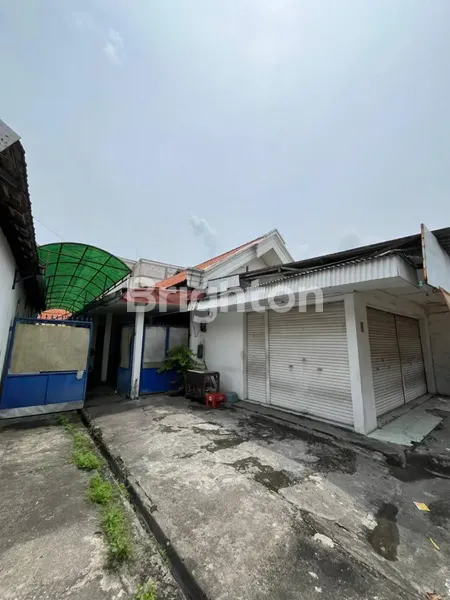 image RUMAH USAHA RAYA JAMBANGAN STRATEGIS DEKAT MASJID AGUNG  (2)
