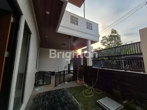 image RUMAH MINIMALIS BAGUS SIAP HUNI RUNGKUT DEKAT RAYA MERR (2)