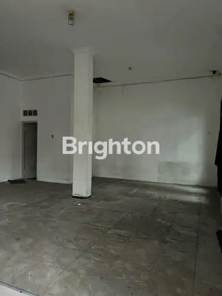 image HUNIAN STRATEGIS HOEK, 2.5 LANTAI DI BEKASI (5)