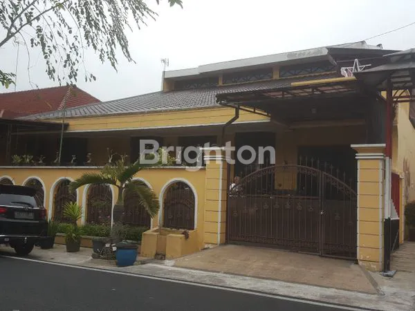 image RUMAH BESAR SAWOJAJAR PINGGIR JALAN SIAP HUNI (5)