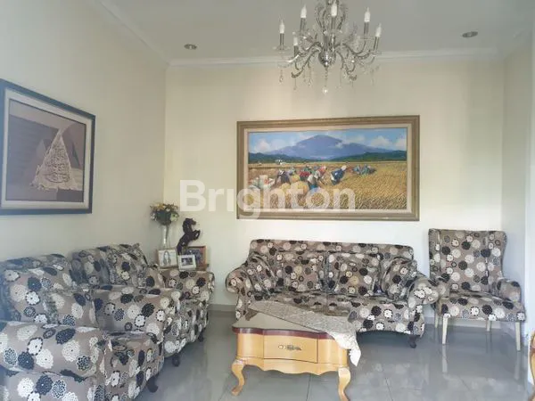 image RUMAH MEWAH POSISI HOOK DI VILLA PUNCAK TIDAR MALANG (2)