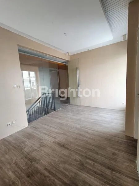 image RUMAH LEBAR COCOK UNTUK USAHA MUARA KARANG PLUIT JAKARTA UTARA (7)