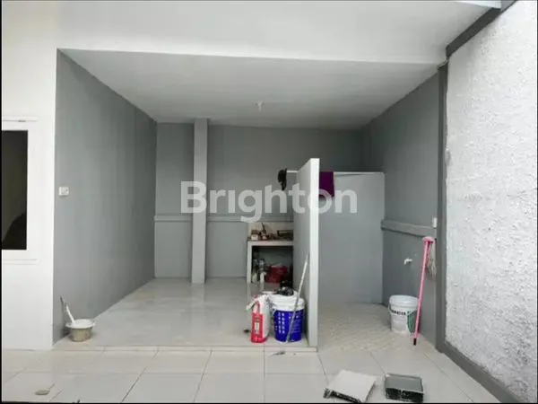 image RUMAH 4BR DI GRAHA RAYA, LT 180M² SHM (6)