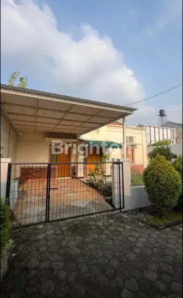 image RUMAH 4BR DI GRAHA RAYA, LT 180M² SHM (1)
