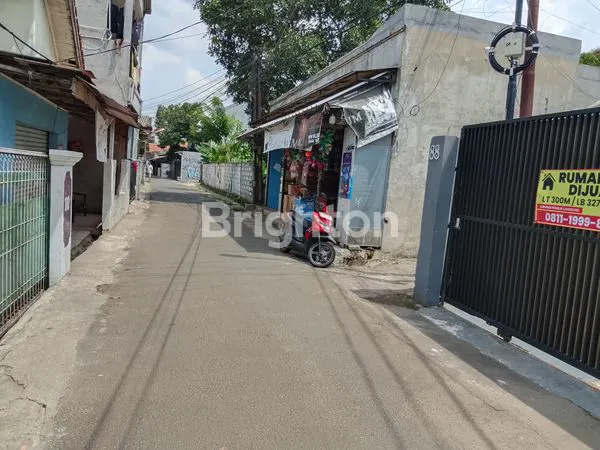 image DIJUAL RUMAH 2 LANTAI DI PONDOK CABE TANGERANG SELATAN. (3)