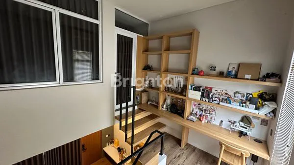 image RUMAH MINIMALIS FLEEKHAUZ GANDENG 2 SEMI FURNISHED SIAP HUNI (2)