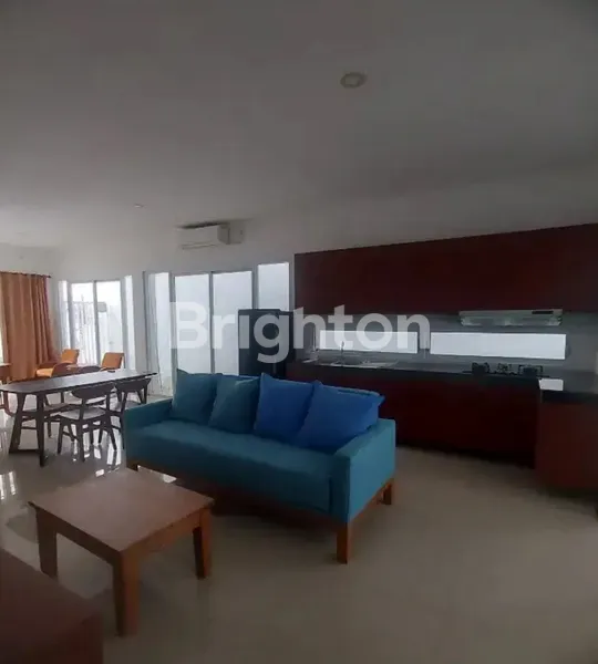 image DISEWAKAN RUMAH ARAYA MINIMALIS TERAWAT, SIAP HUNI, LINGKUNGAN TENANG, STRATEGIS DEKAT KE MERR, DEKAT GALAXY MALL  (2)