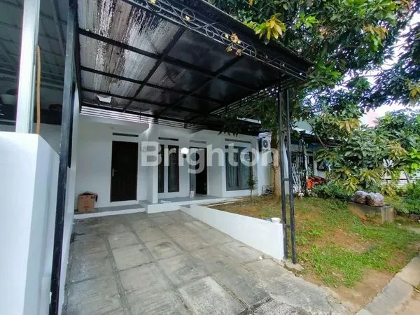 image DIJUAL DAN DISEWAKAN RUMAH SIAP HUNI WIKA BALIKPAPAN (1)