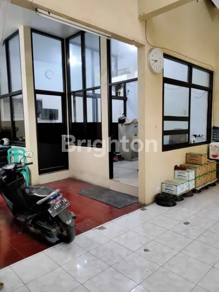 image COCOK UNTUK SHOWROOM, DEPOT ATAU USAHA LAINNYA, JALANAN SELALU RAMAI,  LOKASI STRATEGIS PADAT PENDUDUK DI RAYA BRATANG (4)