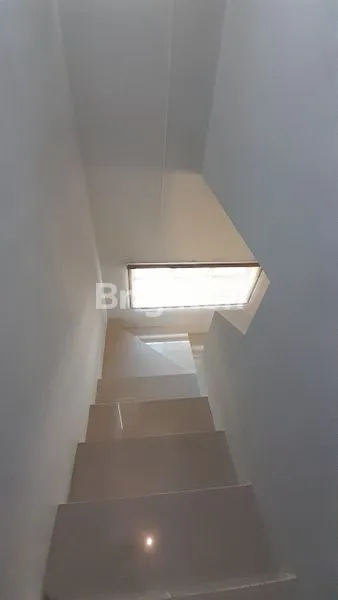 image DISEWAKAN RUMAH 2LT BARU RENOV WISATA BUKIT MAS CLUSTER PADDINGTON (4)