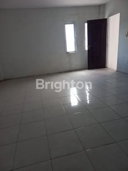 image GUDANG SIAP PAKAI DI KAWASAN GARUDA SAKTI (4)