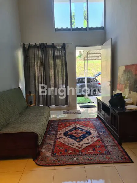 image RUMAH SEMI FURNISHED DI SERPONG LAGOON DISEWAKAN ! (2)