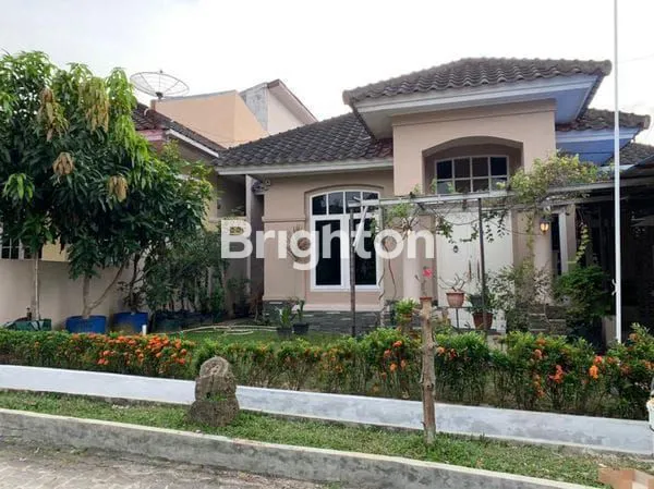 image DISEWAKAN RUMAH FULLFURNISH TENGAH KOTA BERNUANSA MINIMALIS LOKASI DALAM PERUMAHAN BDI AMAN NYAMAN HARGA NEGO (1)
