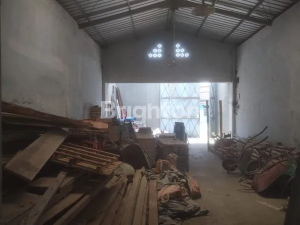 image GUDANG ZONA KUNING DI AREA PERDAGANGAN (5)