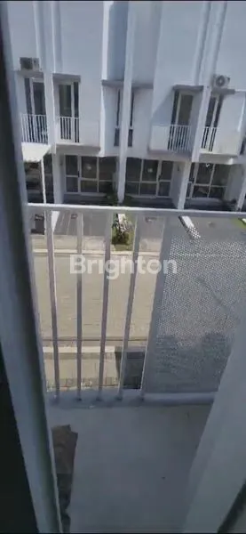 image RUMAH SIAP HUNI MYZA FLAT HOUSE BSD (6)