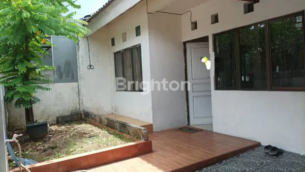 image RUMAH STRATEGIS NYAMAN DAN ASRI (2)