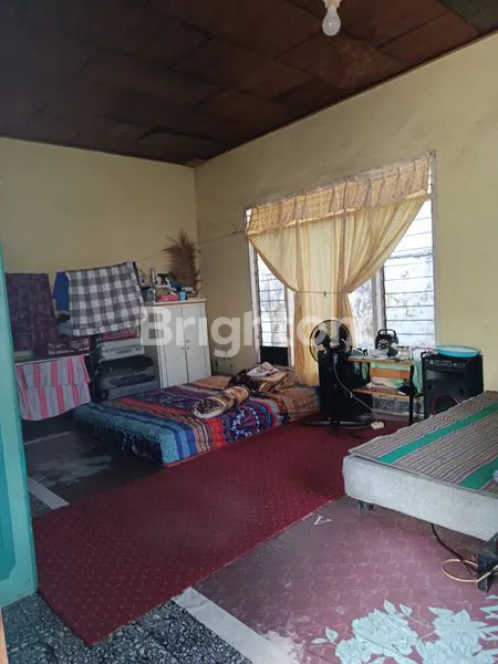 image RUMAH DENGAN TANAH LUAS COCOK KOS-KOSAN DAN TEMPAT TINGGAL (4)