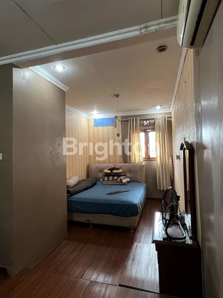 image RUMAH SIAP HUNI DI SRENGSENG, LT 209M², 5 KT (4)