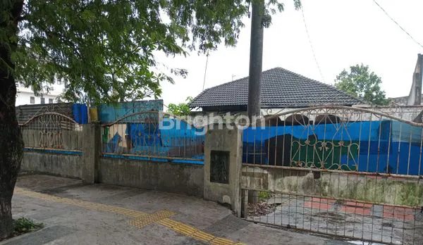 image RUMAH JL.MONGONSIDI, STRATEGIS (3)