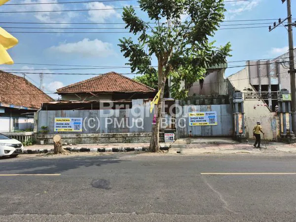 image JUAL SEWA RUMAH HITUNG TANAH STRATEGIS DEKAT ALUN-ALUN KOTA KEDIRI (1)