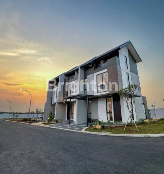 image RUMAH 3 LANTAI VIEW DANAU DI BEKASI (1)