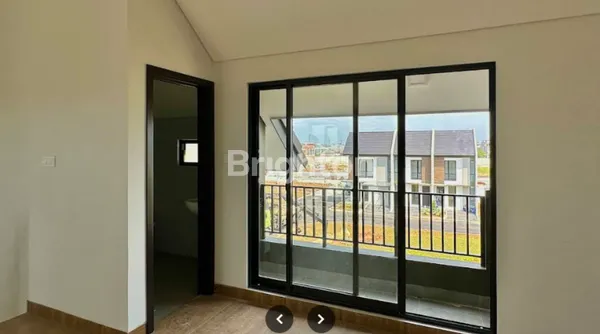 image RUMAH 3 LANTAI VIEW DANAU DI BEKASI (3)