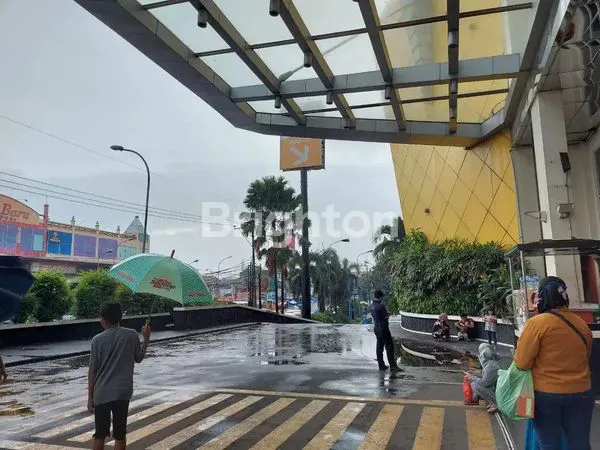 image KIOS STRATEGIS CBD CILEDUG DEKAT MATAHARI & HOKBEN (7)