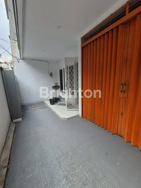 image SIAP HUNI! RUMAH SHM KAVLING POLRI BLOK C, JELAMBAR – 2.5 LANTAI (1)