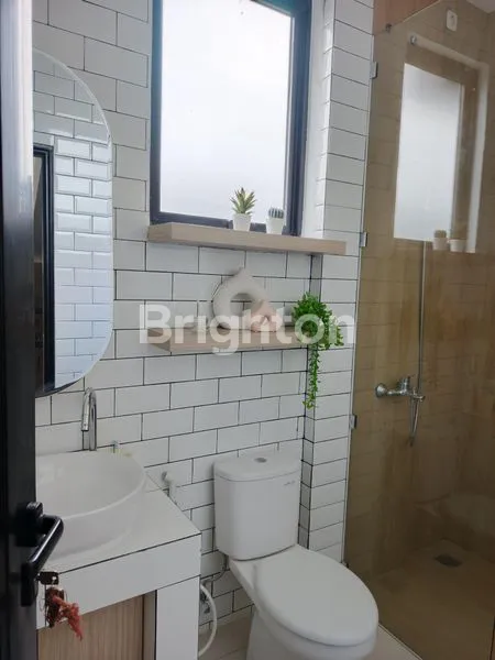 image RUMAH BARU READY SIAP HUNI 2 LANTAI AREA KM. 5 SUKABANGUN DEKAT RS MATA (6)