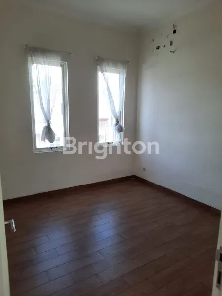 image RUMAH DI SURVANA SUTERA 4 KT DI CLUSTER CHIARA, SEMI-FURNISHED (3)