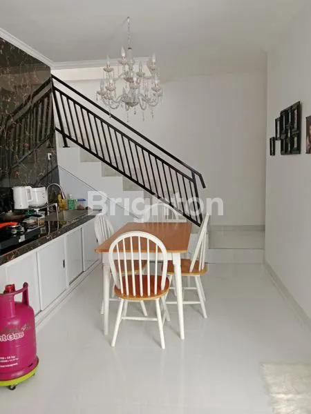 image RUMAH MINIMALIS 2 LANTAI DI PANJER (2)