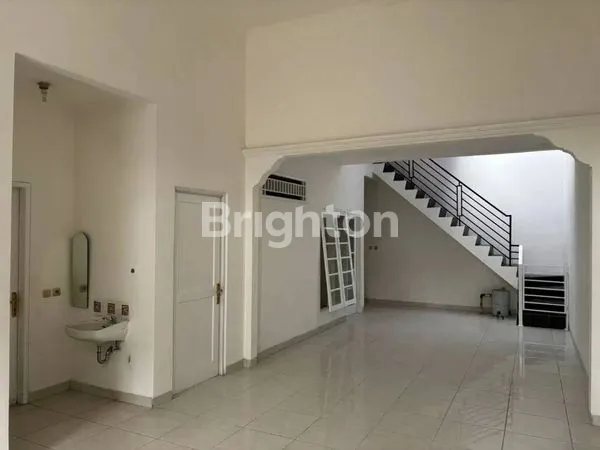 image RUMAH BARU RENOVASI SIAP HUNI LOKASI STRATEGIS DEKAT TOL & STASIUN (3)