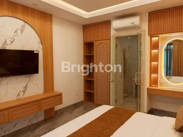 image VILA MEWAH DENGAN DESAIN TROPICAL MEDITERANIA DEKAT CANGGU (5)