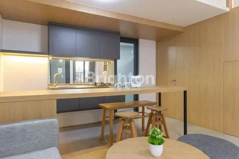 image RUMAH CANTIK 2 LANTAI FULL FURNISH DI TABEBUYA BSD (7)