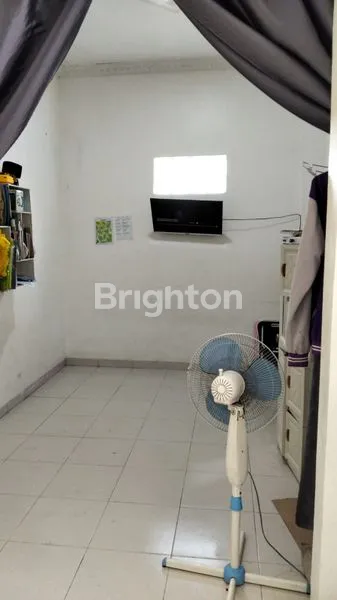 image KOST MEWAH 24 KAMAR FULL FURNISHED, ADA KOLAM RENANG (4)