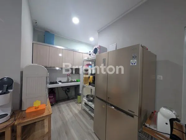 image RUMAH BIKIN BETAH SIAP HUNI DI SEVILLA BSD, DEKAT TOL & STASIUN DAN SEKOLAH TERNAMA (1)