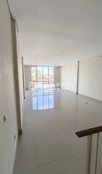 image RUKO 3 LANTAI DI CITRALAND, DEPAN WATERPARK (4)