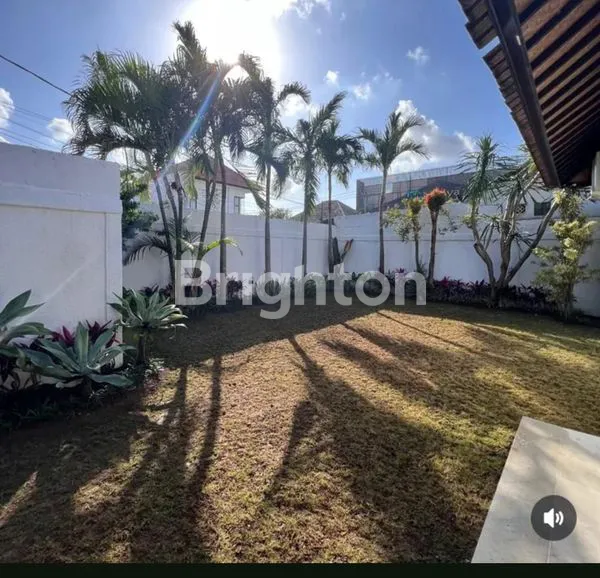 image VILLA DISEWAKAN — FULL FURNISHED (4)