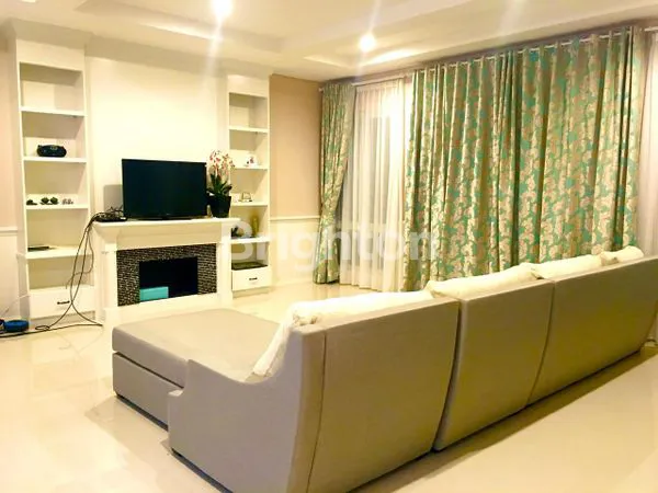 image RUMAH MEWAH 5 KT DI GREEN PERMATA, JAKSEL (4)