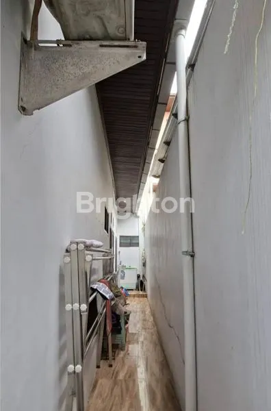 image RUMAH MEWAH 2 LANTAI DEKAT BIGMALL 200 M² (6)